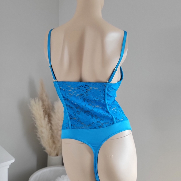 Bright blue lace bodysuit thong back forever21 - Picture 6 of 12